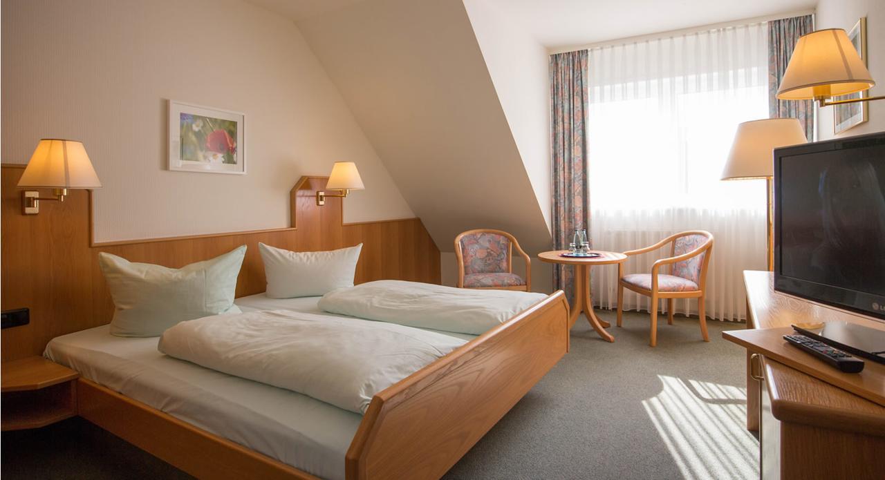 Ruser'S Hotel Schonberg in Holstein Bagian luar foto